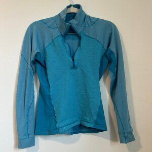 Patagonia Merino 3 Wool Midweight Zip Neck base layer, Size Small in Blue Stripe